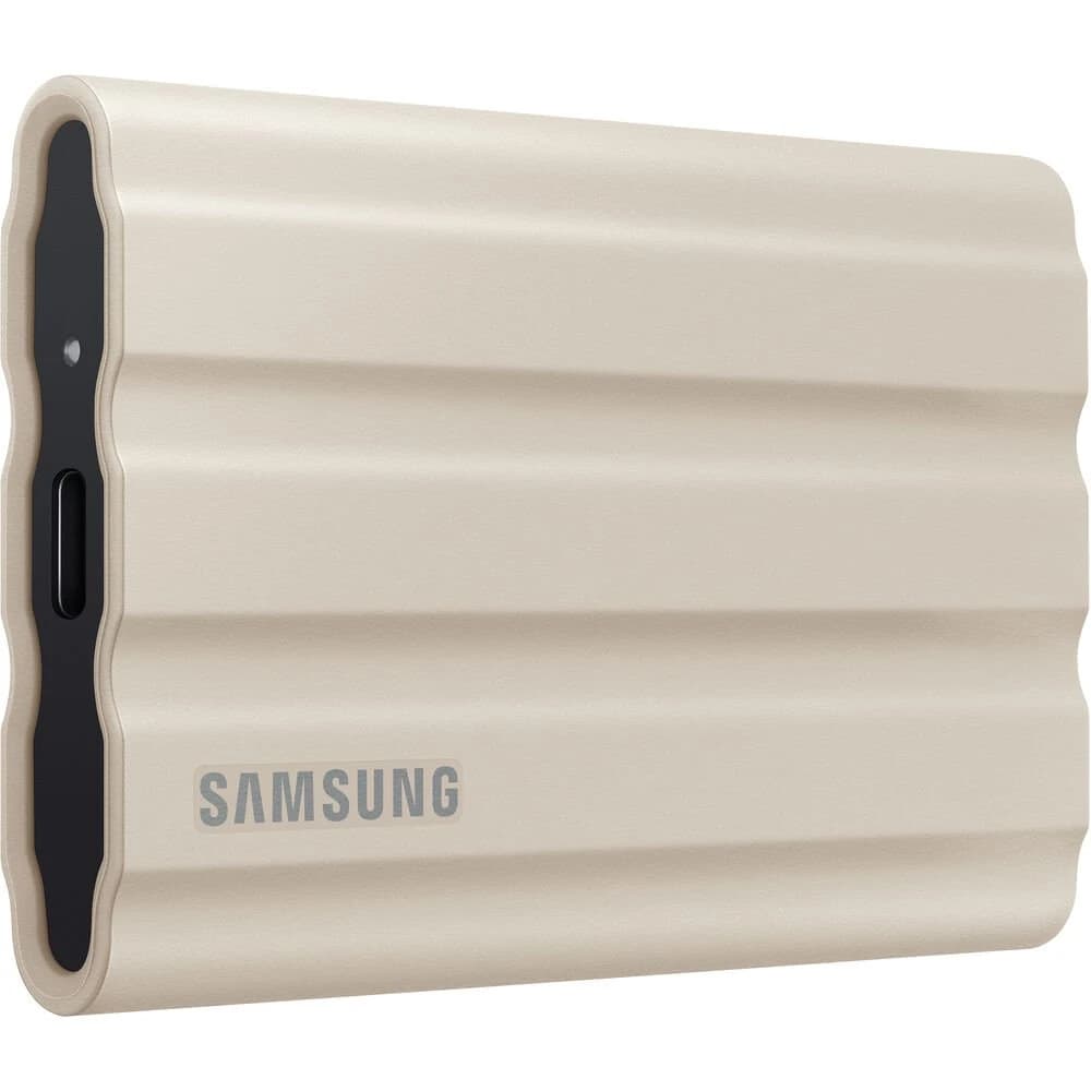وحدة تخزين Samsung T7 Shield 2TB Portable SSD – USB 3.2 Gen 2, حتى 1,050 MB/s Read, Rugged Design, IP65 Water & Dust Resistant, Moonrock Beige — Beige