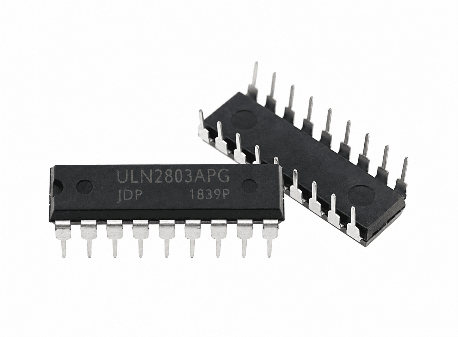 شريحة مصفوفة ترانزستورات دارلنغتون ULN2803A بثماني قنوات | ULN2803A 8-Channel Darlington Transistor Array Driver IC