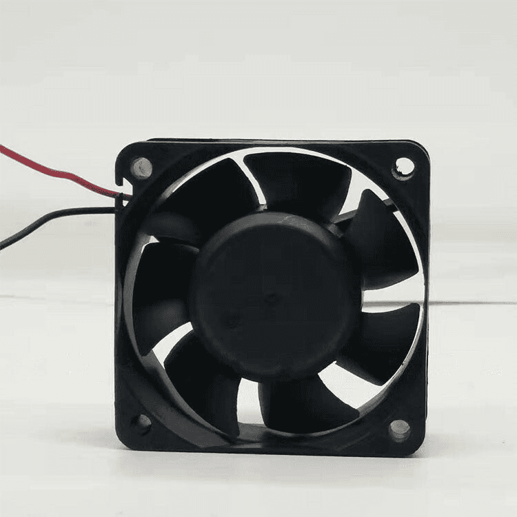 مروحة تبريد Nidec D06K-12TS1 قياس 60x60x25mm بفولتية DC 12V بطرفين (مستعملة) | Nidec D06K-12TS1 60x60x25mm DC 12V 0.12A 2-Pin Cooling Fan (Used)
