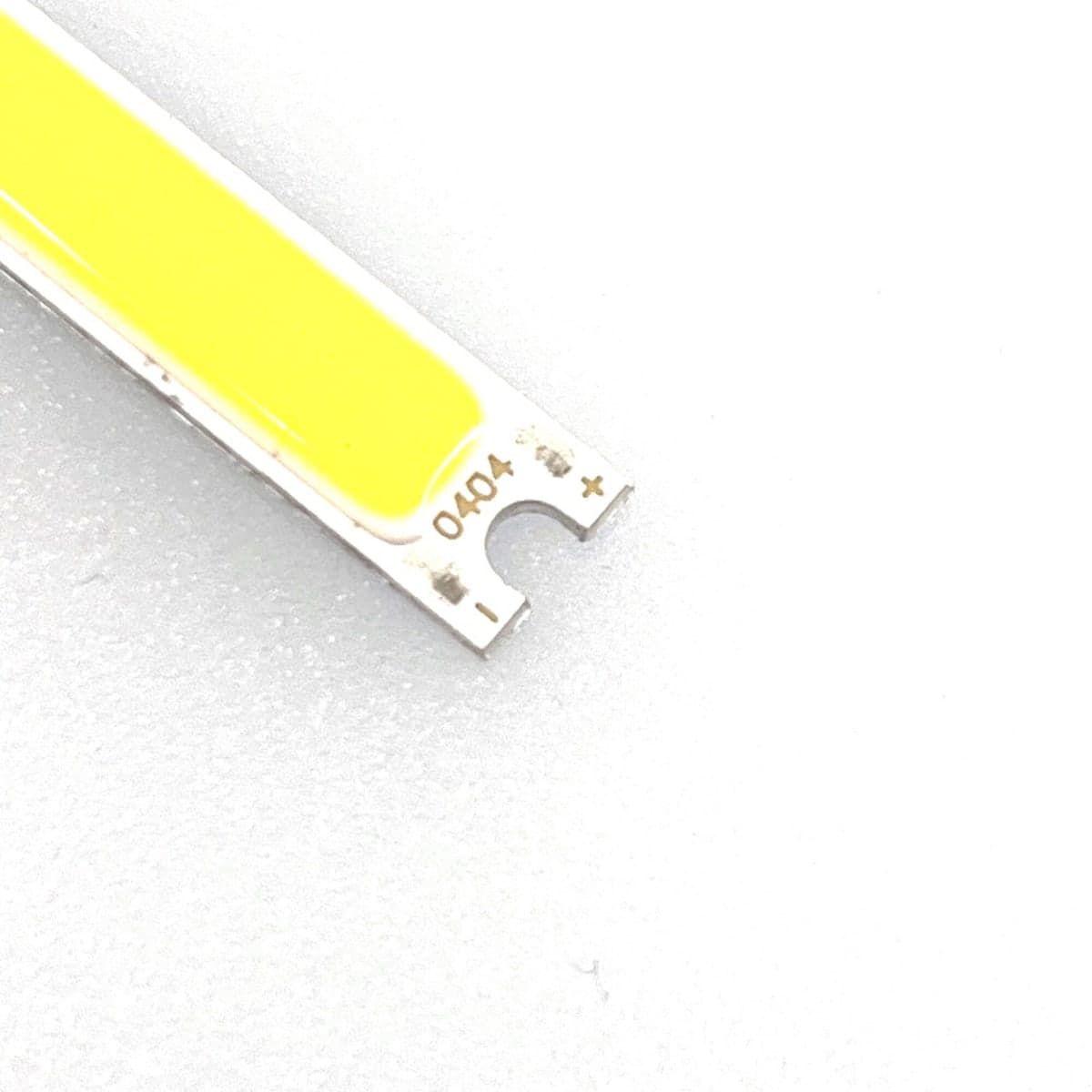 شريحة COB LED بقياس 100x8mm بقدرة 5W وفولتية DC 12V أبيض دافئ | COB LED Light Bar Chip 100x8mm, 5W DC 12V, Warm White
