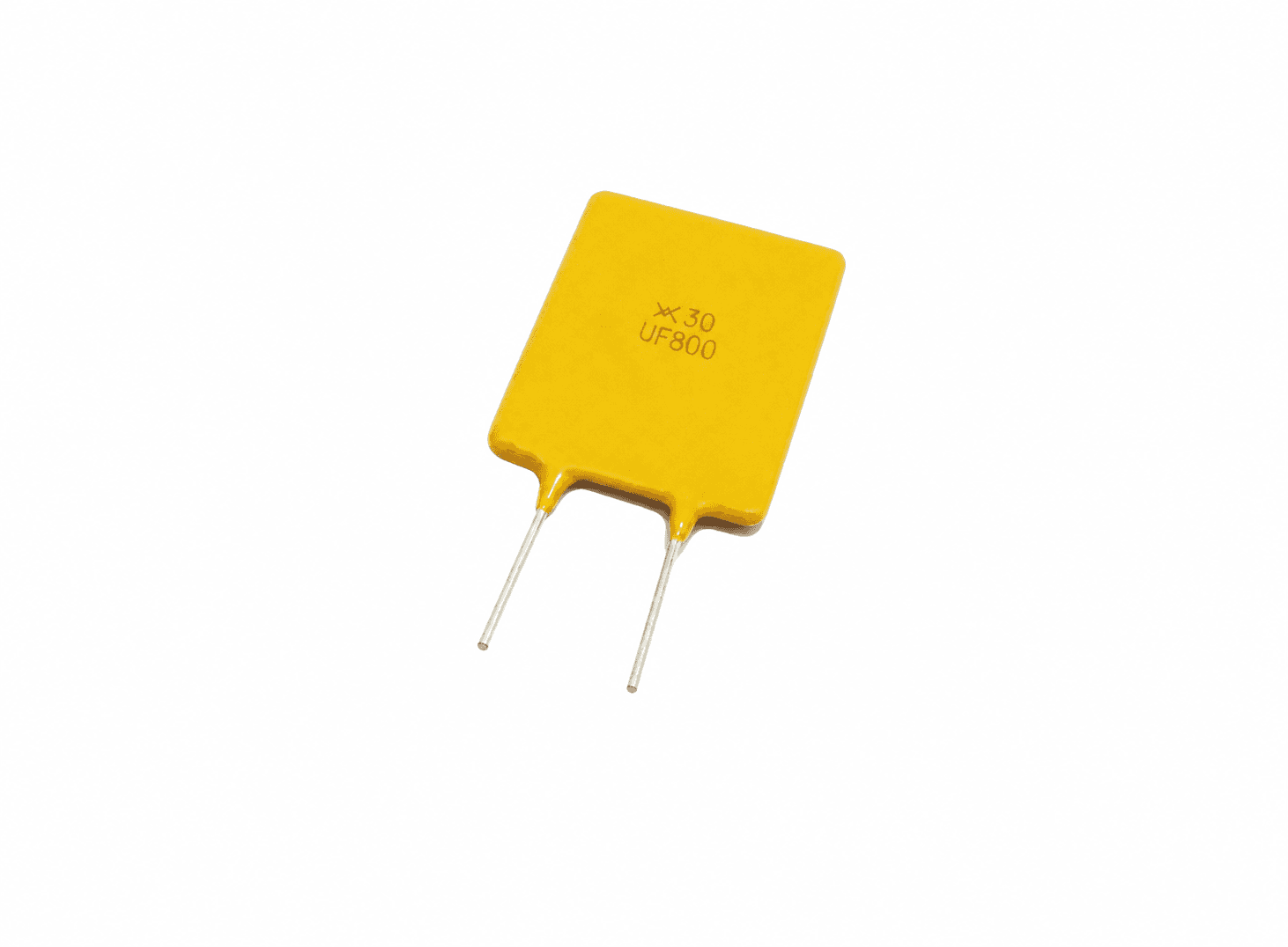 فيوز PPTC ذاتي الاسترجاع موديل RUEF800 بفولتية 30 فولت وتيار 8 أمبير | PPTC Resettable Fuse RUEF800, 30V 8A