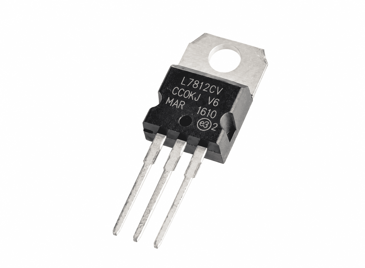 منظّم فولتية موديل LM7812 بخرج 12 فولت وتيار 1.5 أمبير | LM7812 12V 1.5A Positive Voltage Regulator