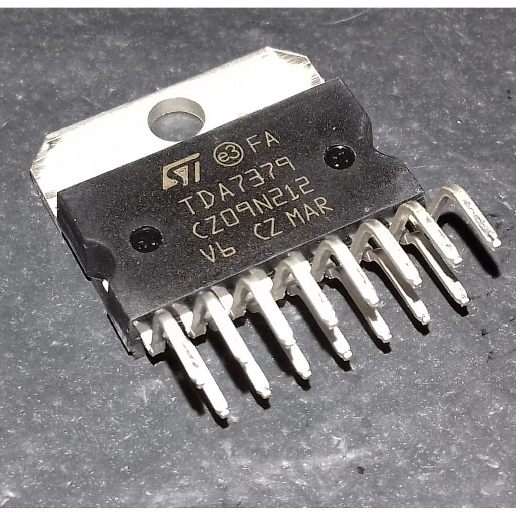مضخم صوت TDA7379 4 X 13 - 2 X 38W AUDIO POWER AMPLIFIER | Audio Amplifier IC