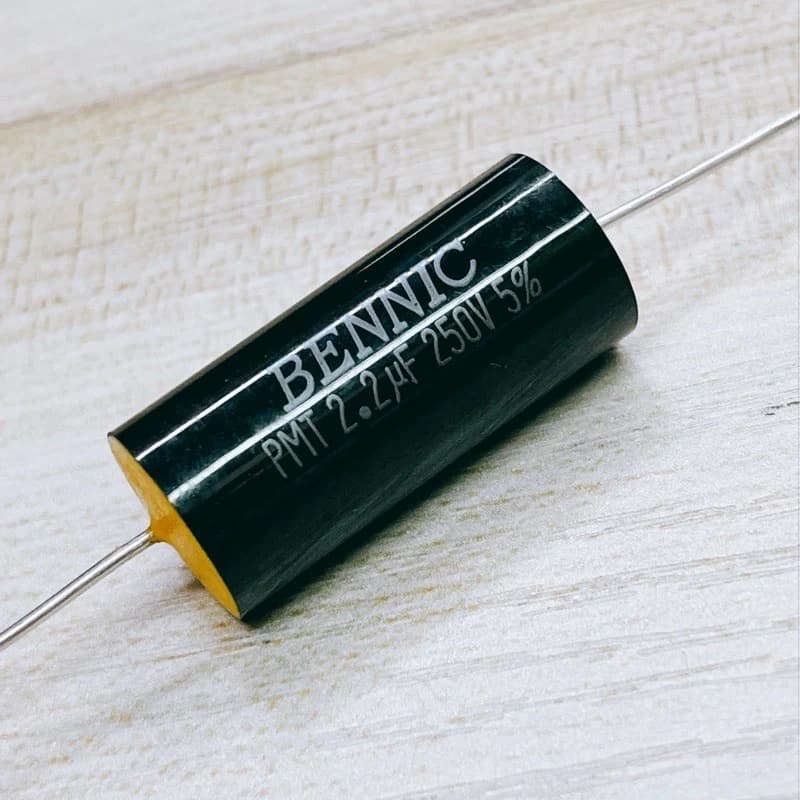 متسعة كيمياوية 250 فولت xxuf | Electrolytic Capacitor