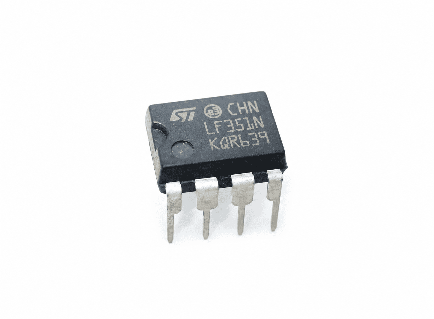 مضخم عملياتي JFET عالي السرعة LF351N بتغليف DIP8 | Operational Amplifier