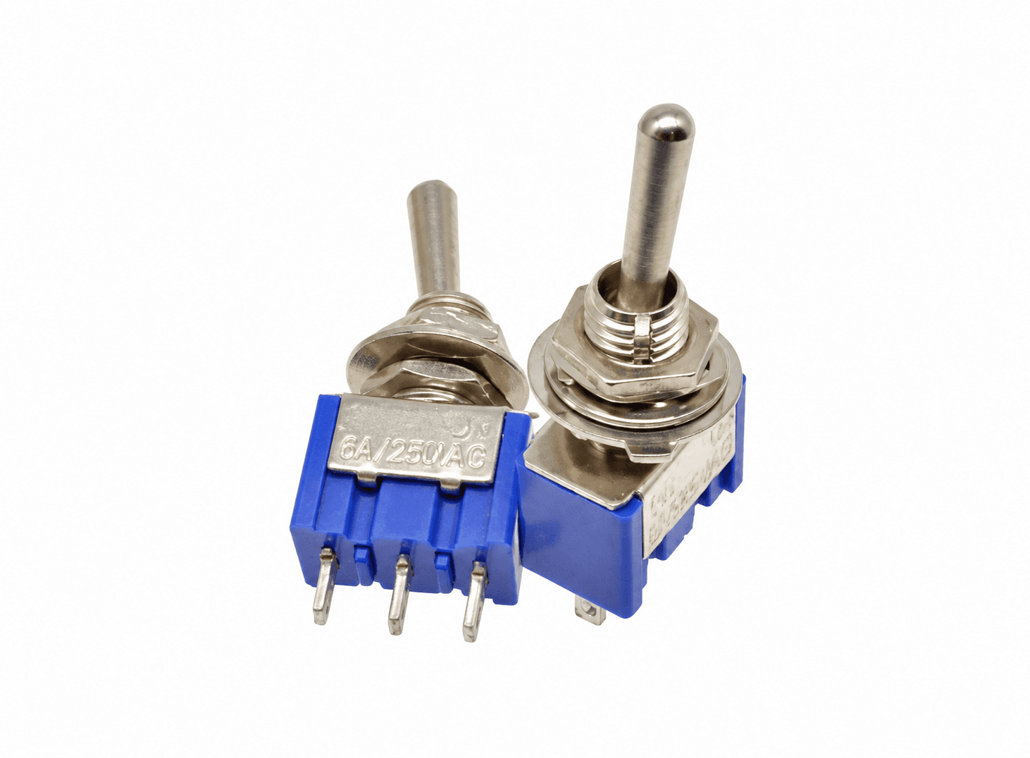 مفتاح تبديل MTS-102 بثلاثة أطراف 5A / 250V AC | MTS-102 Miniature Toggle Switch, SPDT 3-Pin, 5A 250VAC, 6mm Panel Mount